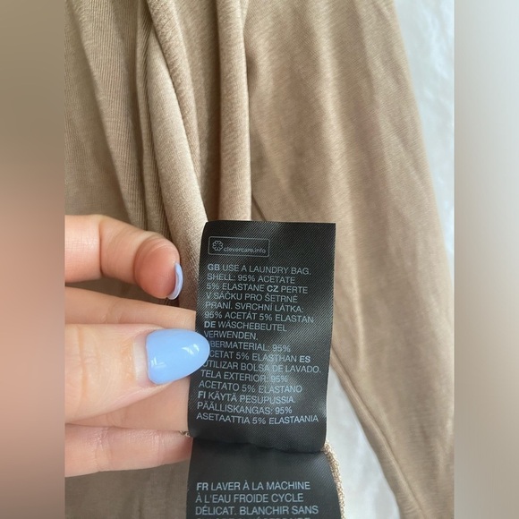 & Other Stories Colorblock two-tone Wrap Knit Top Size Small - Picture 11 of 13